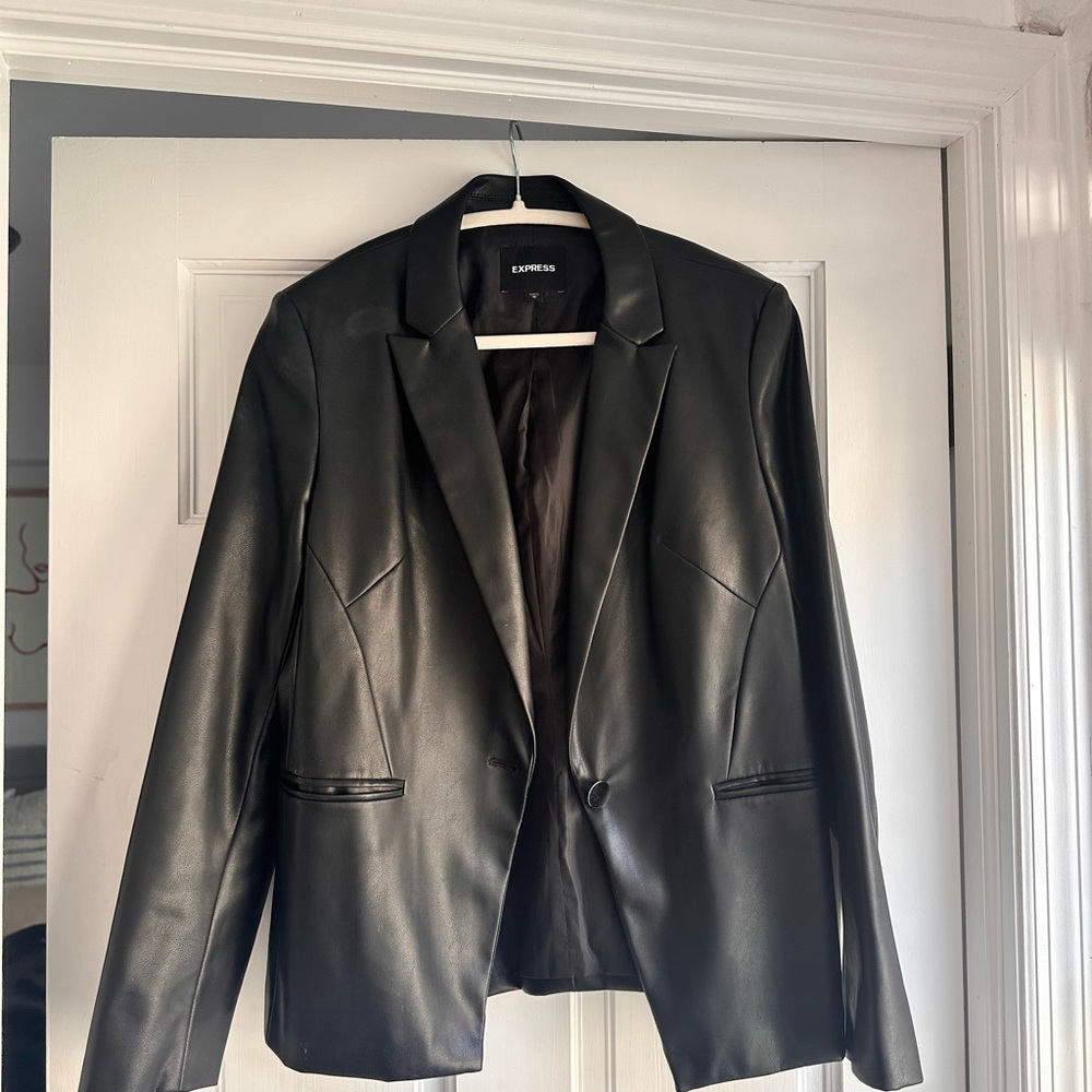 Express Women's Sleek Black Suit Jacket